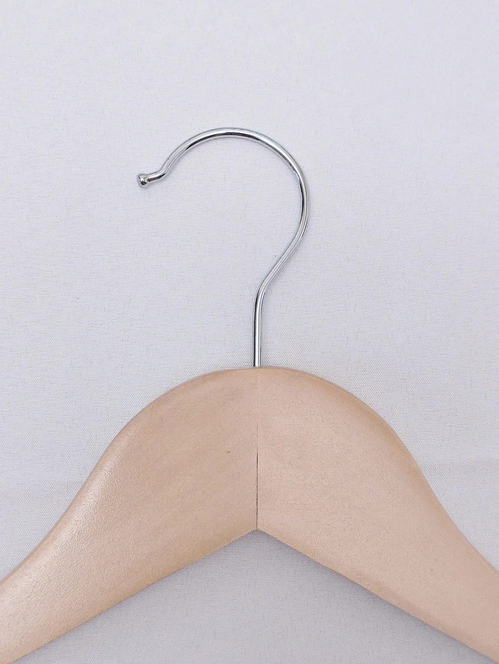 Wooden Hanger with Adjustable Metal Clips and Swivel Head - Reseller Essential